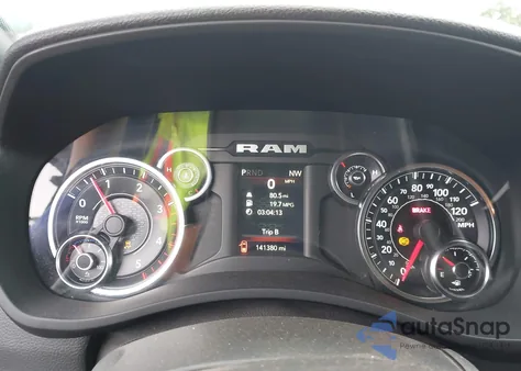 2022 Ram 2500 Tradesman 4X4 6'4 Box from USA, damaged, VIN 3C6UR5CL2NG160885